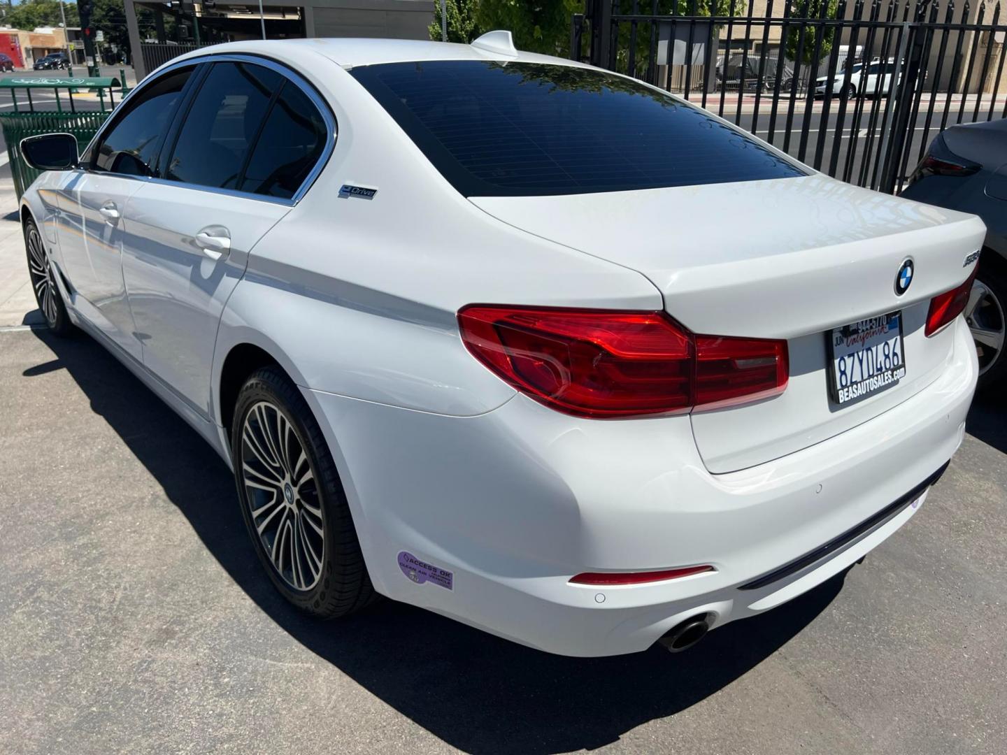 2019 WHITE /BLACK BMW 5-Series (WBAJA9C56KB) , located at 744 E Miner Ave, Stockton, CA, 95202, (209) 944-5770, 37.956863, -121.282082 - Photo#12